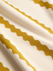 Christy Ochre Takeaway Retro Style Lightweight Beach Towel - Image 3 of 3