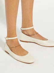 Cream - Dune London Halles Ankle Chain Ballet lahki športni copati - Slika 1 iz 6