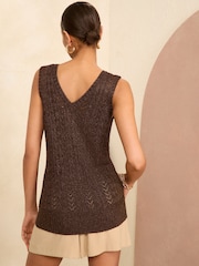 Love & Roses, Strickweste mit Zopfmuster im Metallic-Look - Bild 3 von 4