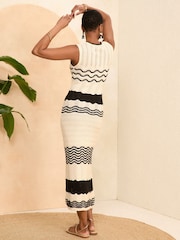 Love & Roses Black/White Sleeveless Fine Gauge Pleated Knitted Dress - Image 3 of 4