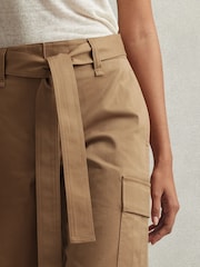 Reiss Camel Malia Petite Cotton Blend Wide Leg Cargo Trousers - Image 4 of 7