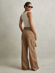 Reiss Camel Malia Petite Cotton Blend Wide Leg Cargo Trousers - Image 5 of 7