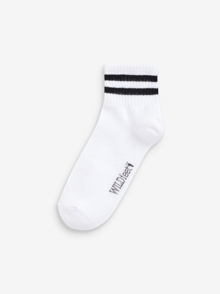 Blanc - Chaussettes de sport à rayures multiples Wild Feet - Image 2 of 4