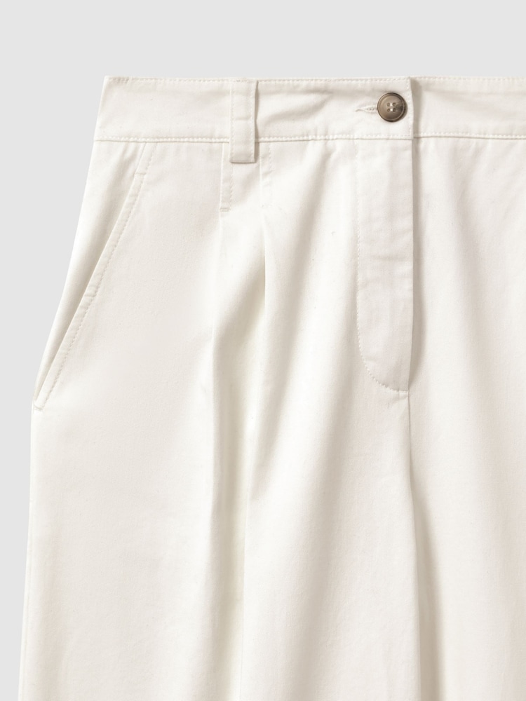 Blanco - Pantalones de pernera ancha de mezcla de algodón Astrid de Reiss - Imagen 6 de 6 Blanco - Pantalones de pernera ancha de mezcla de algodón Astrid de Reiss - Imagen 6 de 6