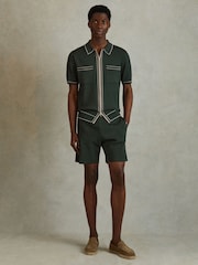 Verde oscuro - Reiss Christophe Ribbed Dual Zip-Front Shirt - Imagen 3 de 5