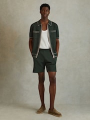Reiss Dark Green Etienne Ribbed Elasticated Waist Shorts - Image 1 of 6