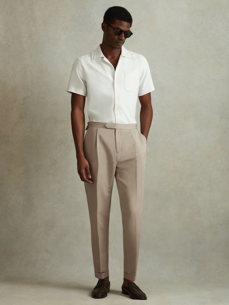 Reiss Com Cropped-Hose in Relaxed Fit mit umgeschlagenem Saum - Bild 1 von 6