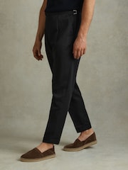 Reiss Black Com Relaxed Cropped Trousers with Turned-Up Hems - Image 3 of 5