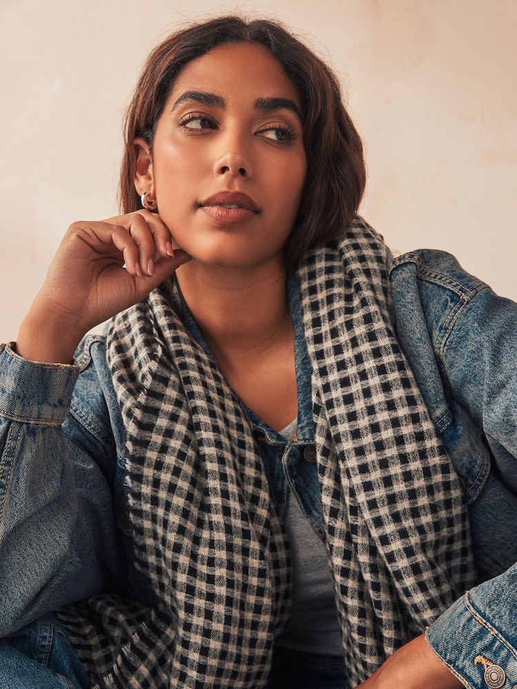 Black/White Gingham Midweight Scarf - Image 2 of 5