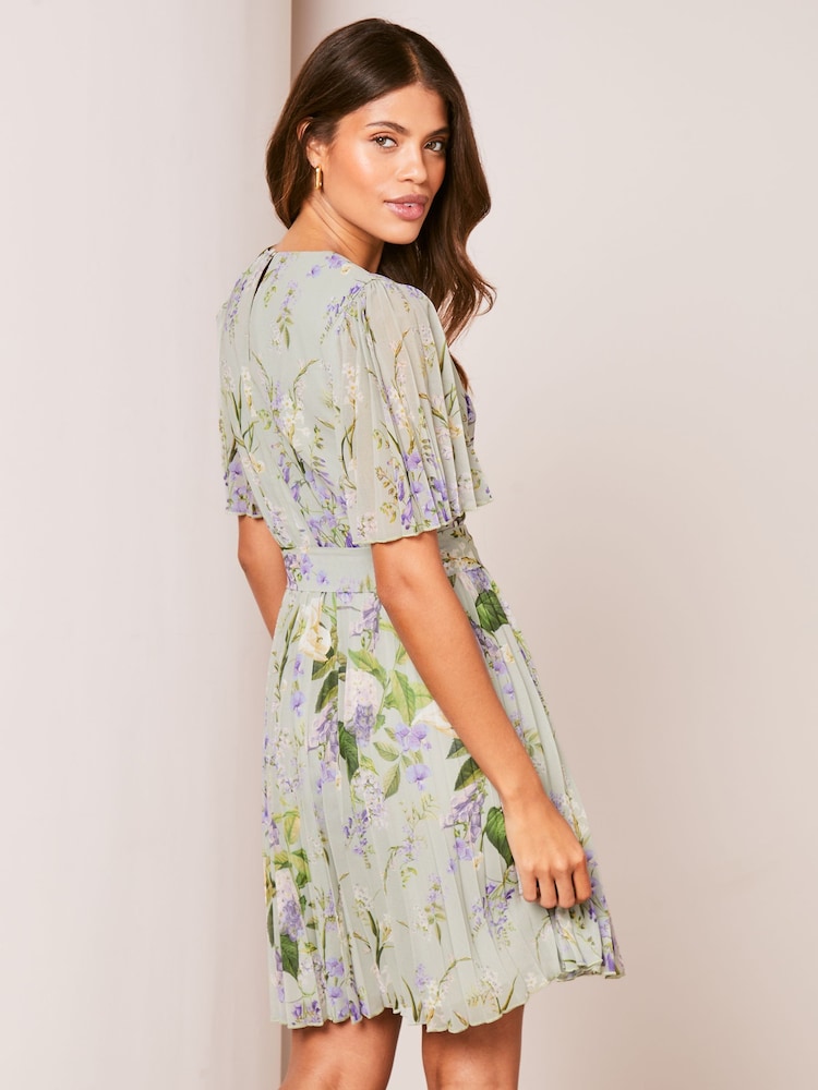 Lipsy Green Floral Print Short Flutter Sleeve Pleated Mini Dress - Image 2 of 4
