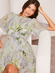 Lipsy Green Floral Print Short Flutter Sleeve Pleated Mini Dress - Image 4 of 4