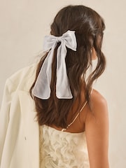 Silver Tone Pearl Bow Clip - Image 3 of 6