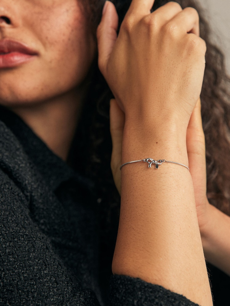 Sterling Silver Bow Clip Fastening Bracelet - Image 1 of 4