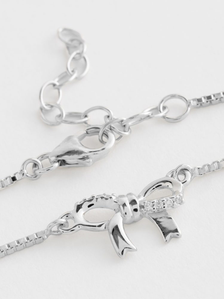 Sterling Silver Bow Clip Fastening Bracelet - Image 4 of 4