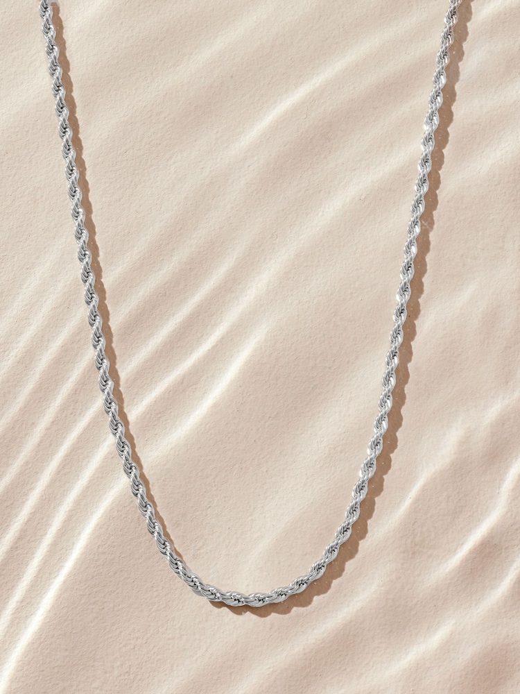 Tonalité argentée - Collier à chaîne torsadée en acier inoxydable - Image 4 of 7
