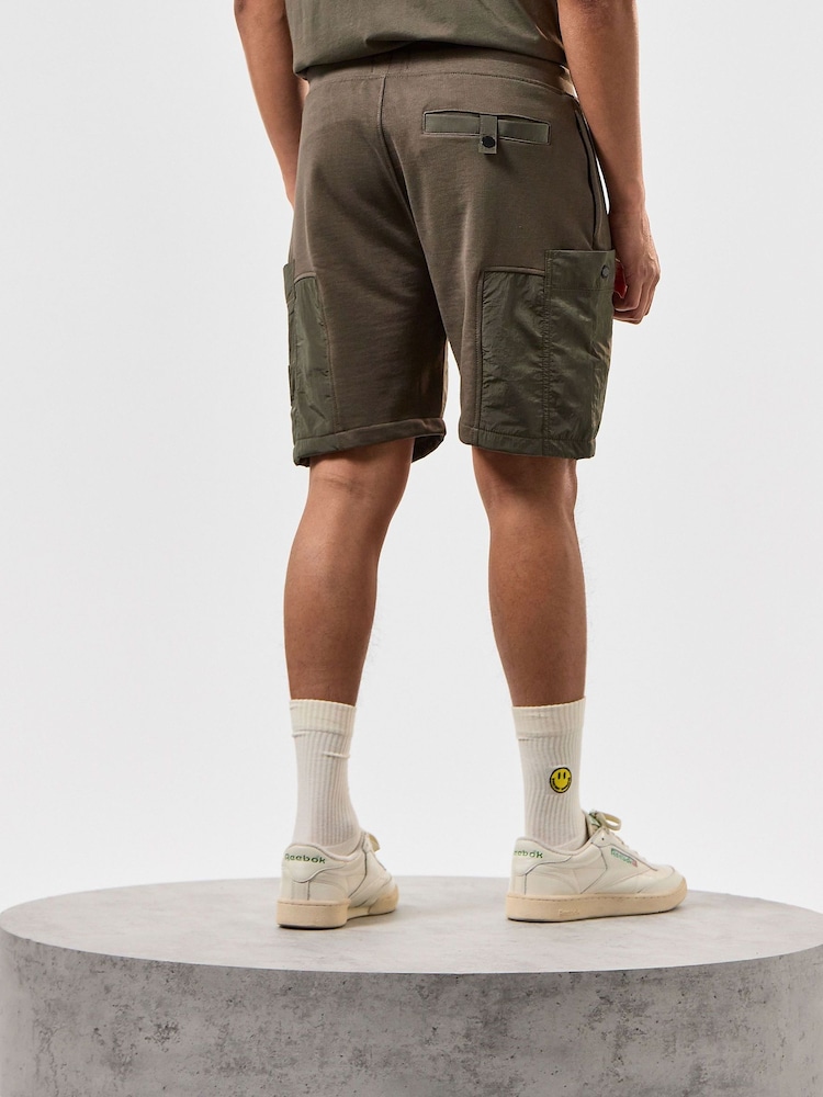 Weekend Offender Mens Green Azeez Jog 100% Cotton Shorts - Image 2 of 5