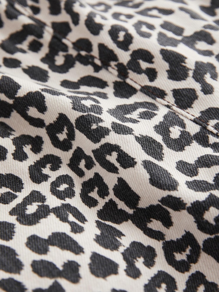 Leopard Print Pull-On Lightweight Denim Shorts - Image 7 of 7