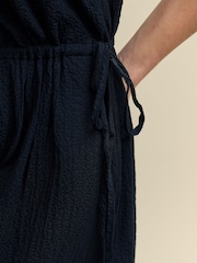 Nobodys Child Zainub Plain Black Midi Dress - Image 5 of 6