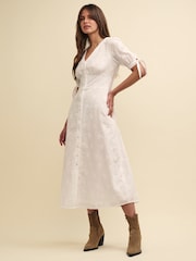 Nobody's Child White Plain Alexis Midi Dress - Image 3 of 4