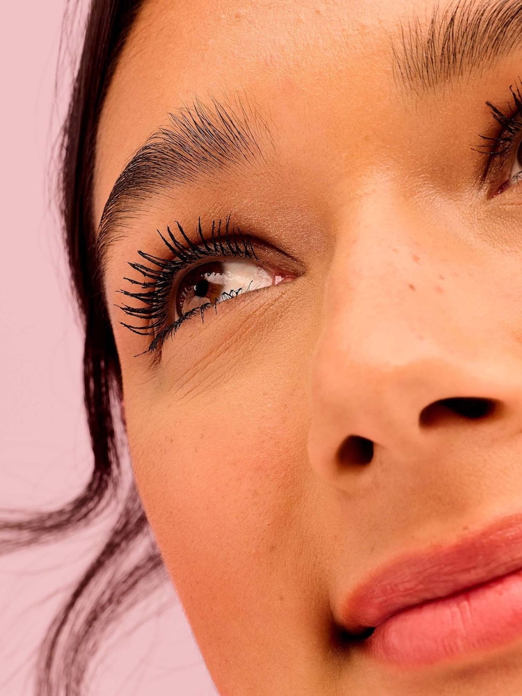 Benefit Badgals Only - Badgal Bang Mascara Booster Gift Set (Worth £42) - Image 2 of 5