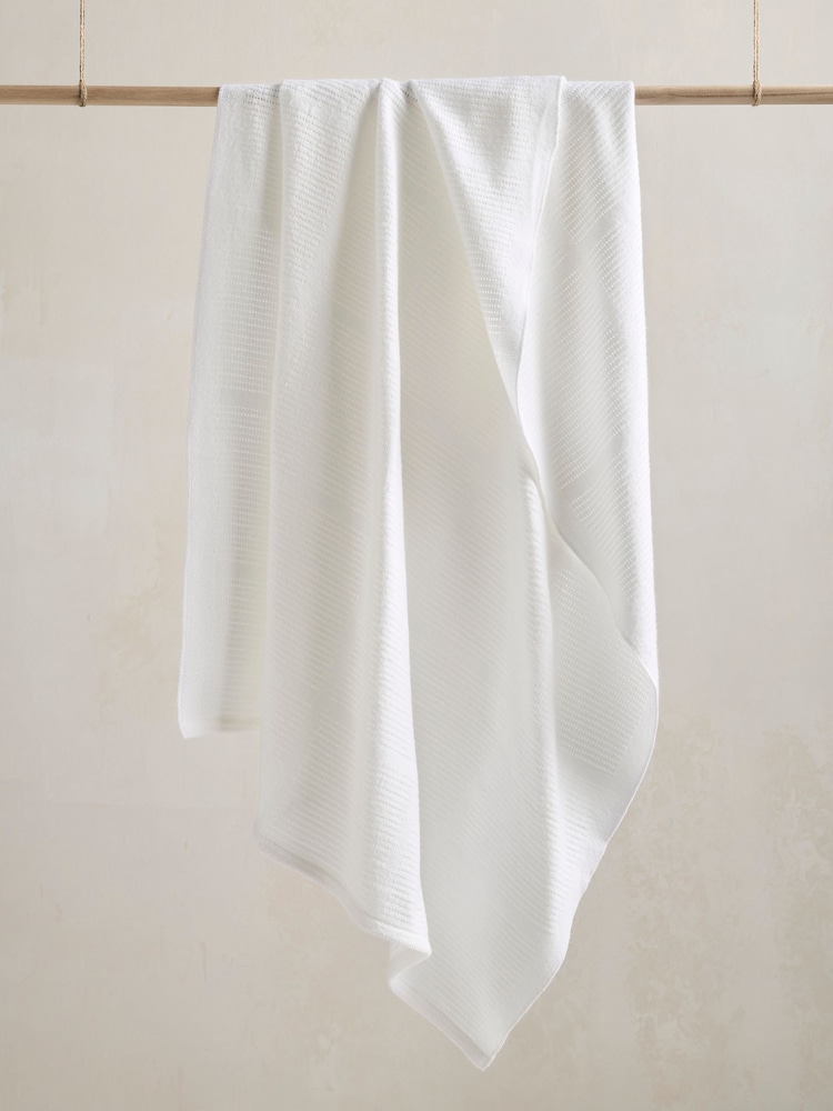 Mamas & Papas White Large Cellular 100% Cotton Blanket - Image 1 of 4