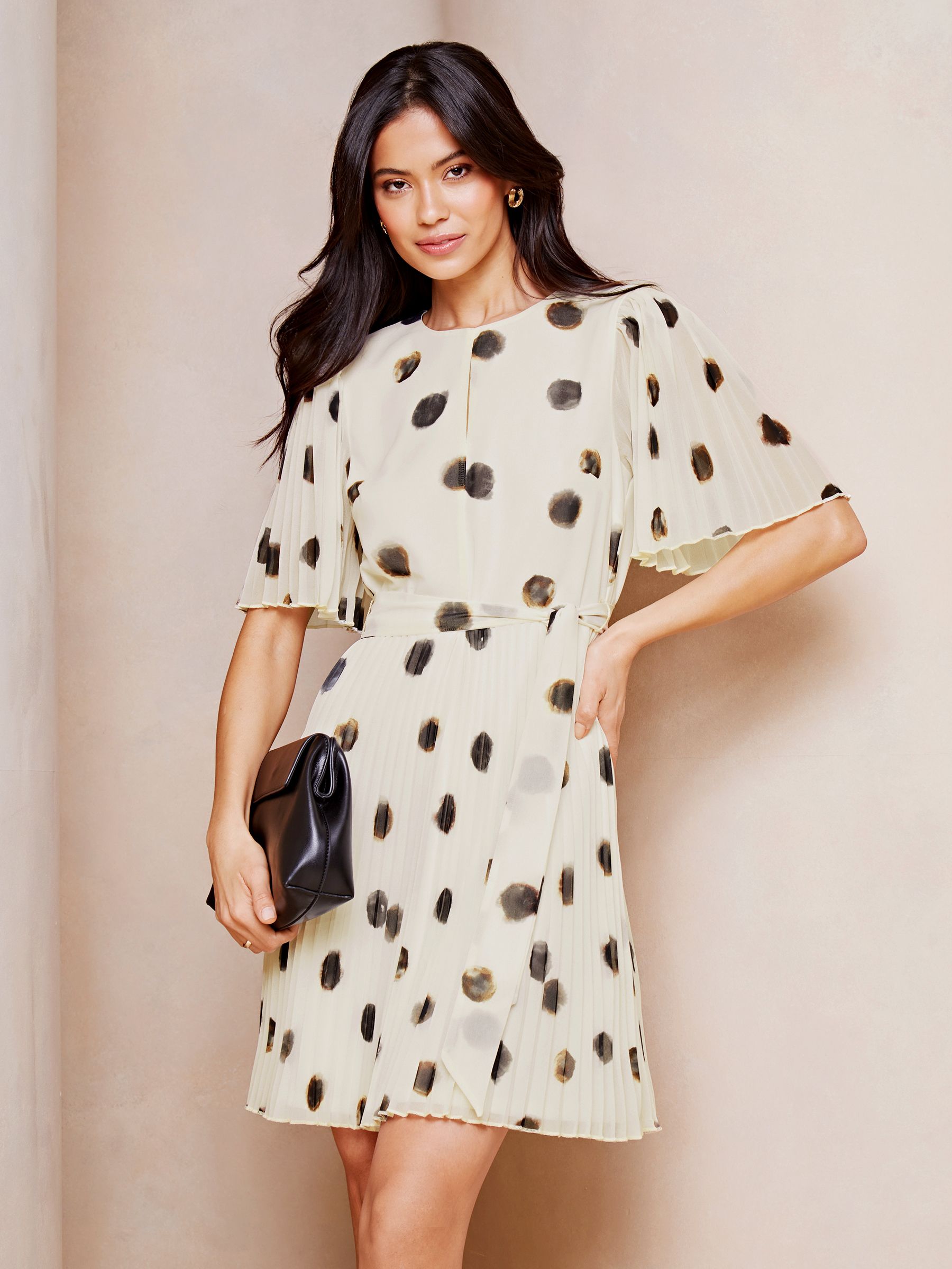 Polka dot short dress hotsell