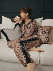 Rockett St George Satin-Pyjama mit durchgehender Knopfleiste - Image 1 of 12
