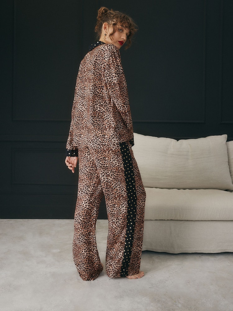Rockett St George Satin-Pyjama mit durchgehender Knopfleiste - Image 5 of 12