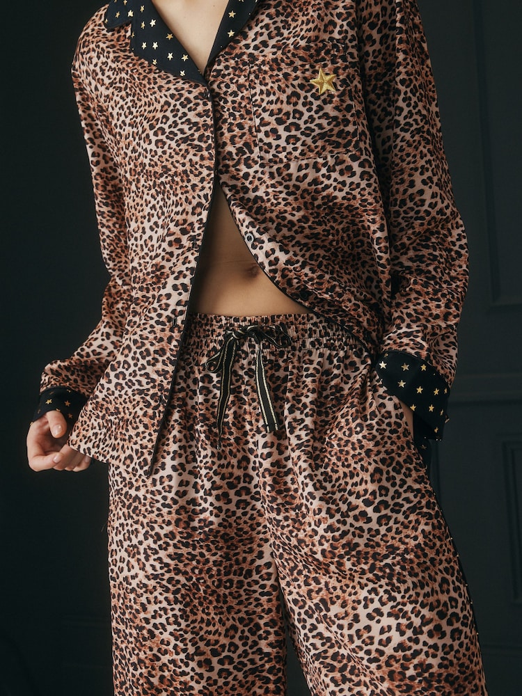 Rockett St George Satin-Pyjama mit durchgehender Knopfleiste - Image 6 of 12