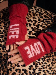 Rockett St George Love Life Handwarmers Gloves - Image 4 of 4