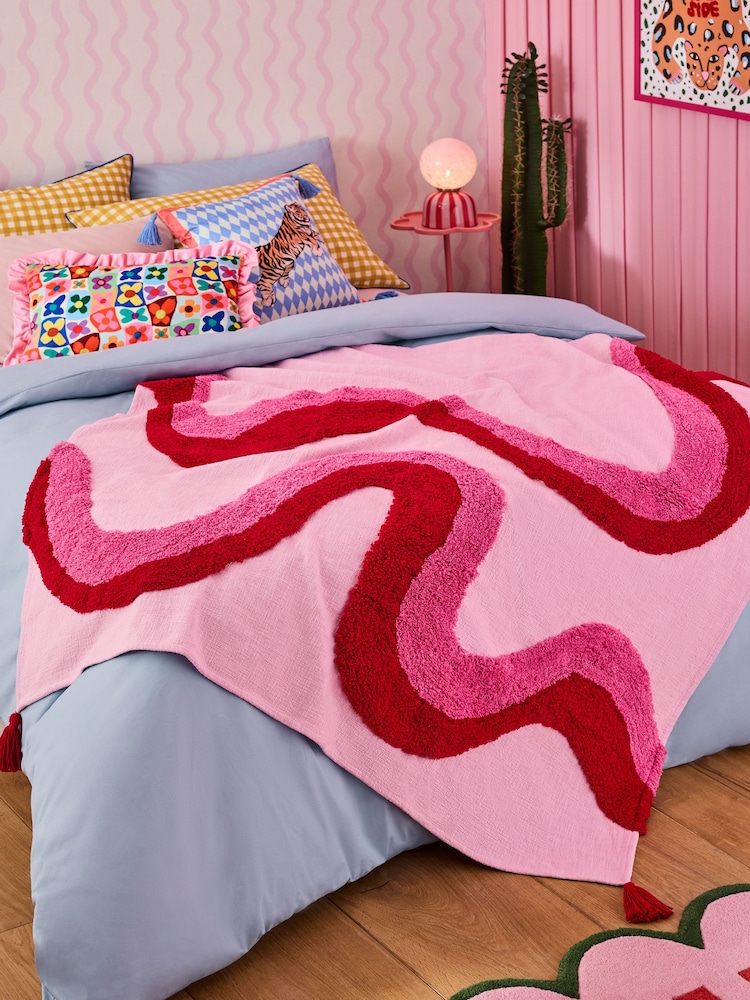 Eleanor Bowmer Pink Wave Tufted Throw - Image 2 of 4 Eleanor Bowmer Pink Wave Tufted Throw - Image 2 of 4