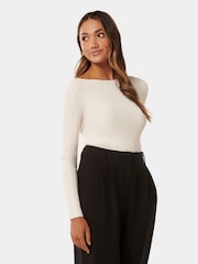 Forever New Cream Petite Evie Long Sleeve Knit Top - Image 3 of 5