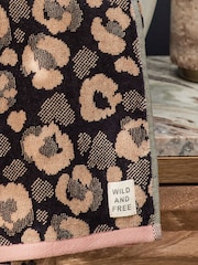 Brown Leopard Animal Pattern 100% Cotton Towel - Image 2 of 3