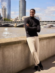 Noir - Coupe Classique Soft Touch Premium Col Roulé Pull - Image 4 of 7