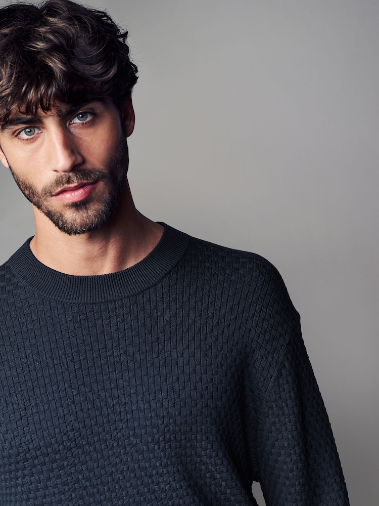 Mornarsko modra - v standardnem krogu Teksturiran pulover s TENCEL-om™ - Slika 1 iz 7