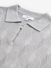 رمادي ثلجي - Regular Fit Textured Knit Quarter Zip Polo Shirt - صورة 7 من 8