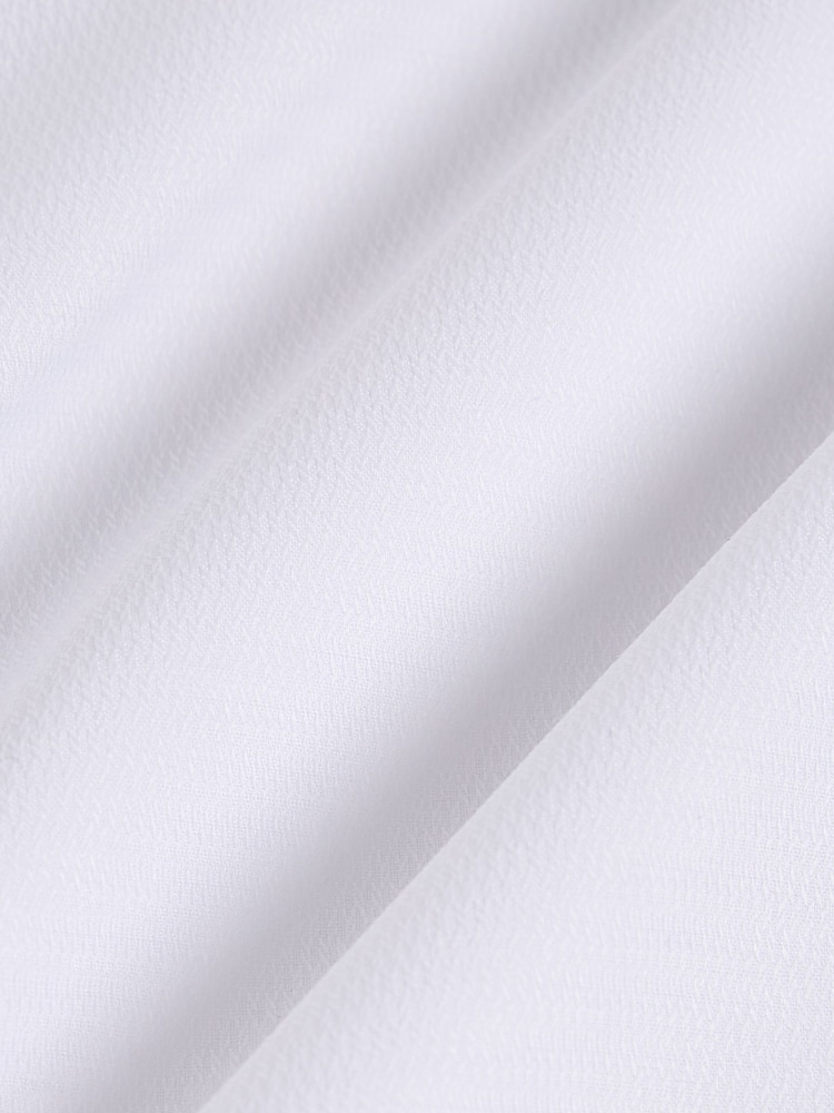 Weiß/Blau - Easy Care Textured Slim Fit Single Cuff Smart Shirts 2 Pack - Image 12 of 13
