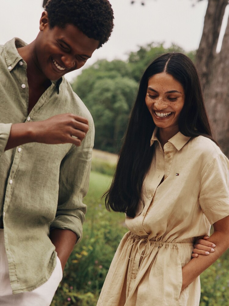 Tommy Hilfiger Green 100% Linen Pigment Dyed Shirt - Image 2 of 7 Tommy Hilfiger Green 100% Linen Pigment Dyed Shirt - Image 2 of 7