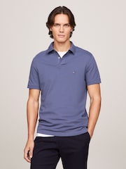 قميص بولو تلبيس قياسي 1985 من Tommy Hilfiger - صورة 3 من 6