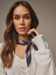 Laura Ashley Ecru White Pointelle V-Neck Jumper - Image 11 of 12