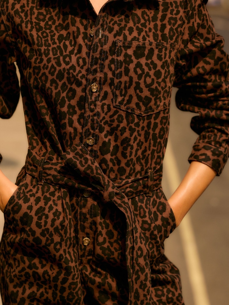 King Louie High Waist Wide Leg Broek Pants Kallina Met Dierenprint Bruin Zwart Ecru Bruin