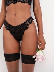 أسود - سروال داخلي رفيع دانتيل Faye من Victoria's Secret - صورة 1 من 4