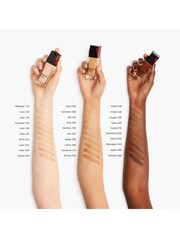 Shiseido Synchro Skin Radiant Lifting Foundation - Image 5 of 5