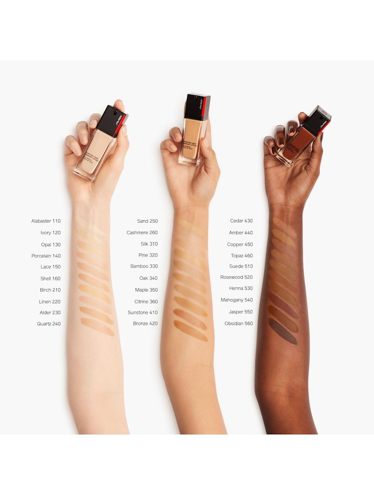 Shiseido Synchro Skin Radiant Lifting Foundation - Image 5 of 5