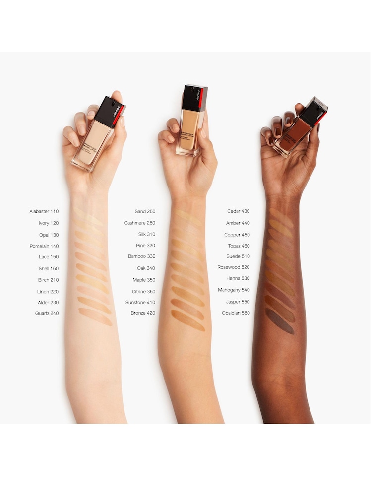 Shiseido Synchro Skin Radiant Lifting Foundation - Image 5 of 5