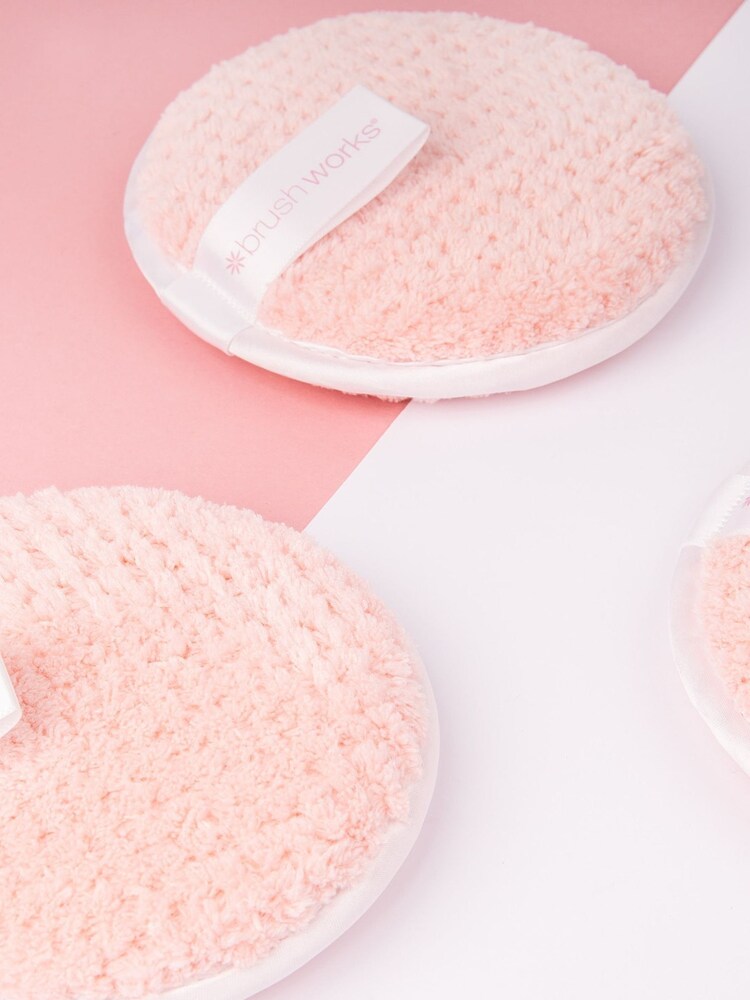 Brush Works HD Reusable Makeup Remover Pads (Pack of 3) - Image 5 of 5