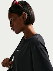 Nike Black Sportswear Essential Oversized T-Shirt - Image 5 of 5
