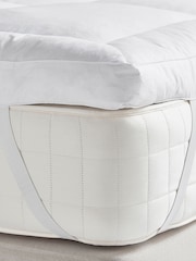 Bedfolk White The Down Alternative Mattress Topper - Image 1 of 4