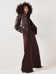 Rot - Mint Velvet Wide-Leg-Hose aus Satin - Bild 1 von 5