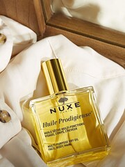 Nuxe Huile Prodigieuse® Multi-Purpose Dry Oil for Face, Body and Hair 100ml - Image 5 of 6